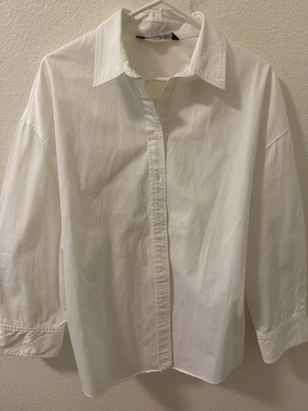 Zara White Button-Up Collared Blouse